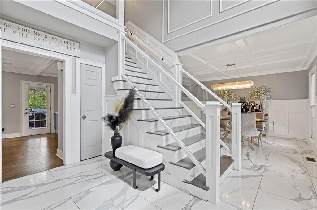 4 bedroom, 3 bathroom, 4,238 sq ft single family residence for sale at 3237 Blackstone Run, Lawrenceville, GA 30043 — photo 6
