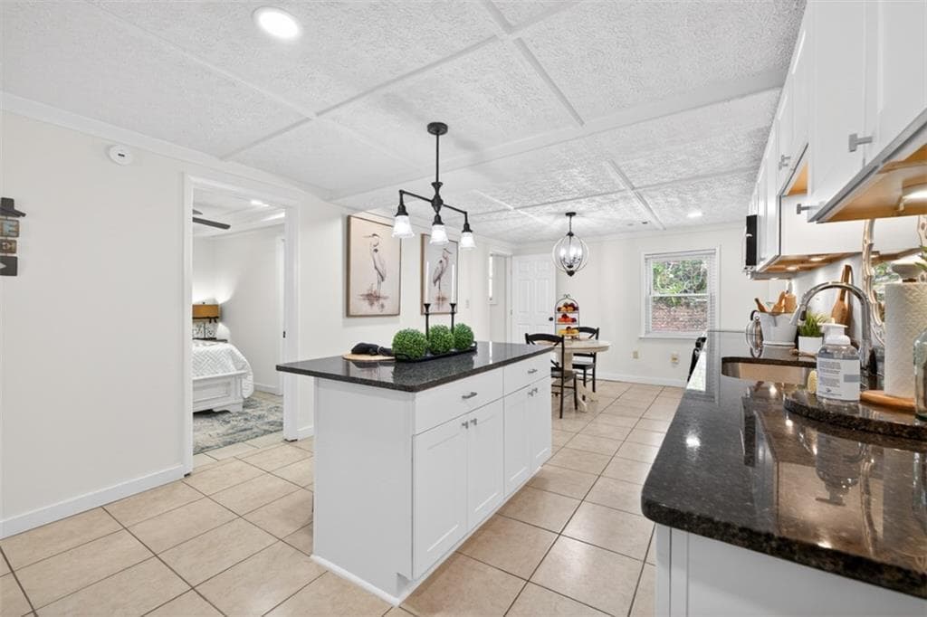 3 bedroom, 3 bathroom, 1,744 sq ft single family residence under contract at 2439 Lakeshore Drive, Conyers, GA 30012 — photo 6