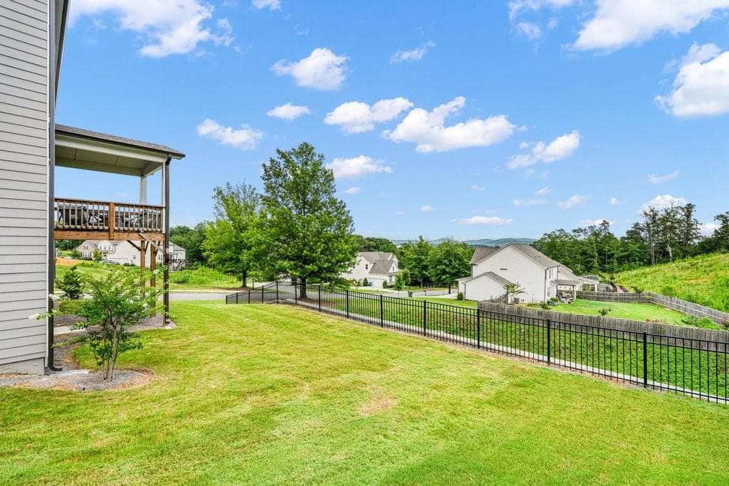 5 bedroom, 4 bathroom, 3,420 sq ft single family residence for sale at 11 Running Terrace Way, Cartersville, GA 30121 — photo 5