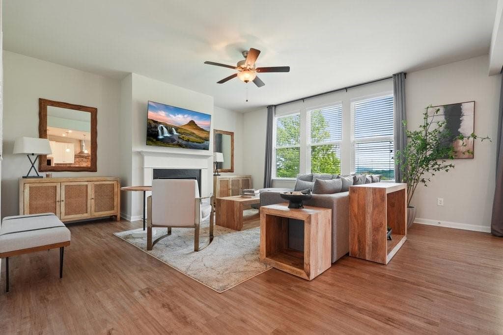 5 bedroom, 4 bathroom, 3,420 sq ft single family residence for sale at 11 Running Terrace Way, Cartersville, GA 30121 — photo 2