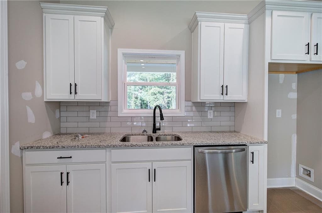3 bedroom, 2 bathroom, 1,883 sq ft single family residence under contract at 663 Clyde Cole Road, Dallas, GA 30157 — photo 9