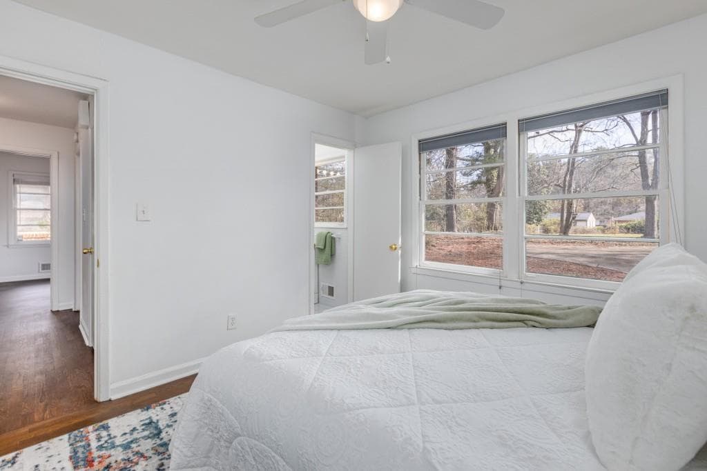 3 bedroom, 2 bathroom, 1,406 sq ft single family residence under contract at 282 Willis Mill Road, Atlanta, GA 30311 — photo 10