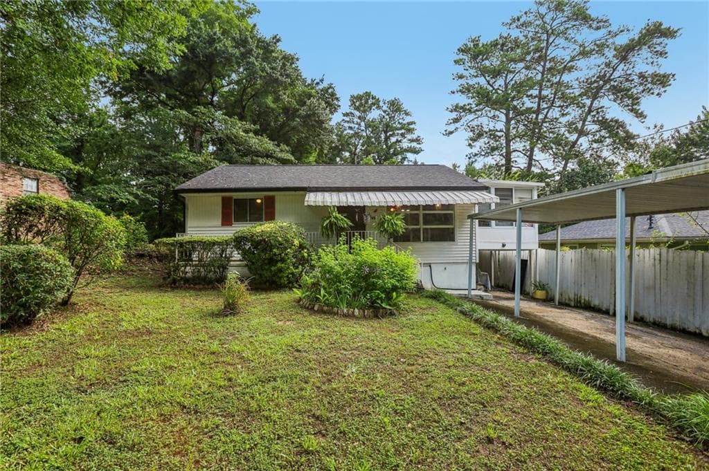 2 bedroom, 2 bathroom, 1,247 sq ft single family residence for sale at 1955 Spink Street, Atlanta, GA 30318 — photo 1 of 27