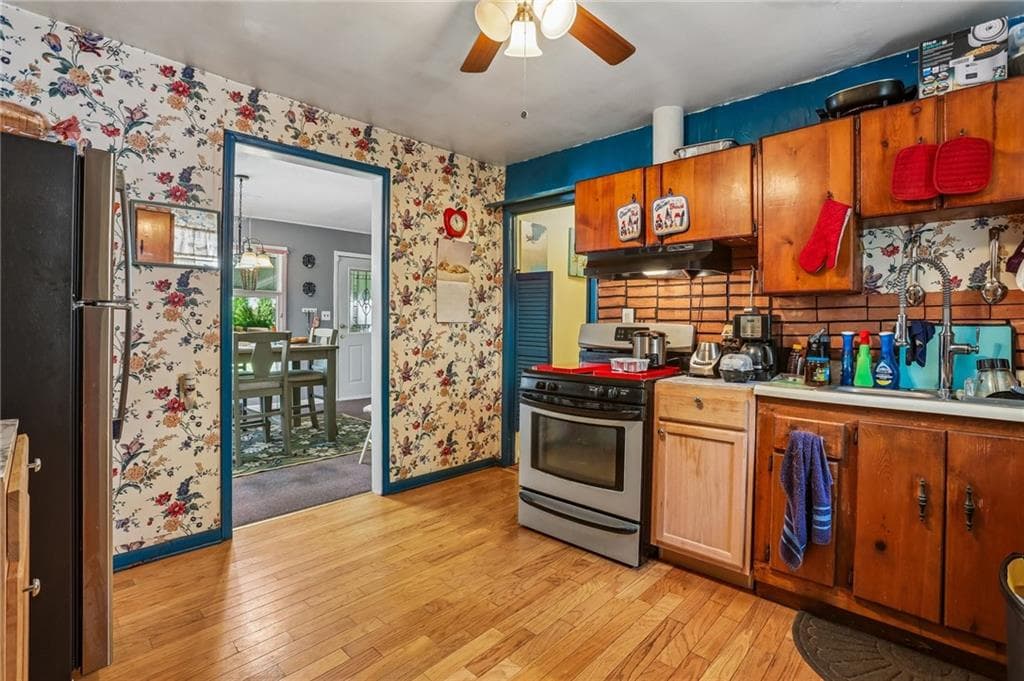 2 bedroom, 2 bathroom, 1,247 sq ft single family residence for sale at 1955 Spink Street, Atlanta, GA 30318 — photo 10