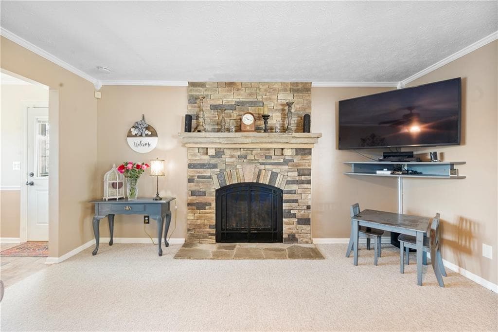 3 bedroom, 2 bathroom, 2,414 sq ft single family residence for sale at 218 Johnson Drive, Braselton, GA 30517 — photo 3
