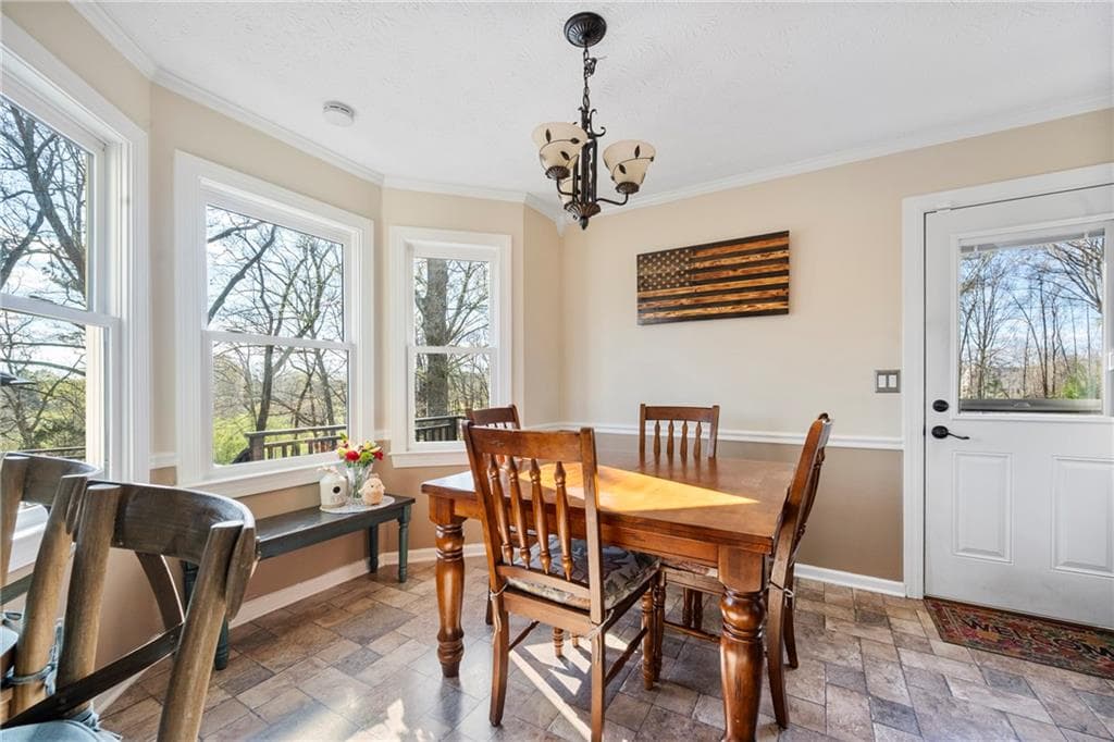 3 bedroom, 2 bathroom, 2,414 sq ft single family residence for sale at 218 Johnson Drive, Braselton, GA 30517 — photo 7
