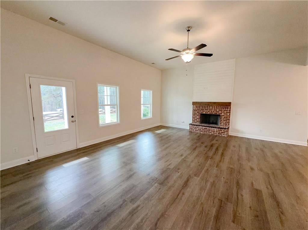 3 bedroom, 2 bathroom, 1,680 sq ft single family residence under contract at 1841 Highway 138, Monroe, GA 30655 — photo 7