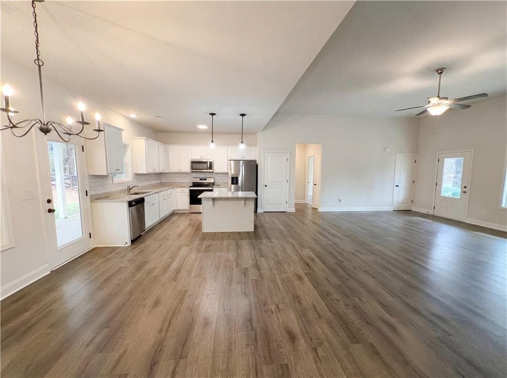 3 bedroom, 2 bathroom, 1,680 sq ft single family residence under contract at 1841 Highway 138, Monroe, GA 30655 — photo 10