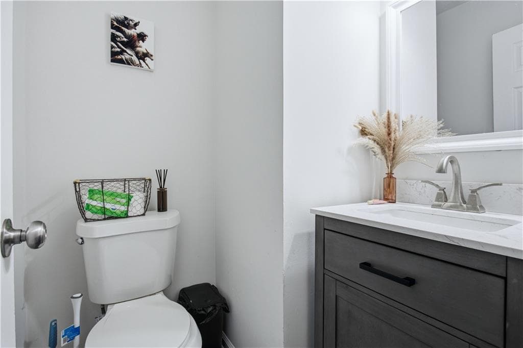 3 bedroom, 3 bathroom, 2,016 sq ft single family residence for sale at 4870 Wade Valley Way, Cumming, GA 30040 — photo 6