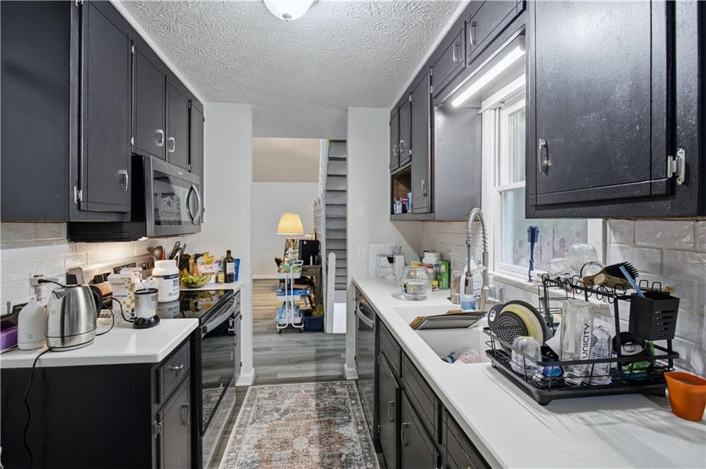 3 bedroom, 3 bathroom, 2,016 sq ft single family residence for sale at 4870 Wade Valley Way, Cumming, GA 30040 — photo 8