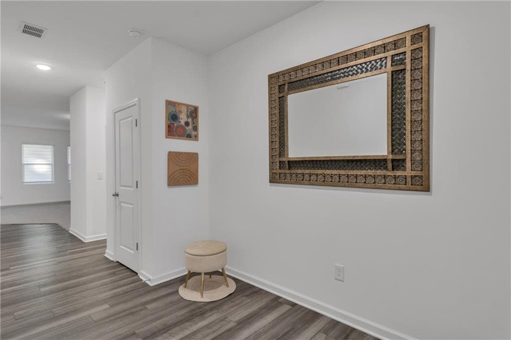 3 bedroom, 2 bathroom, 1,821 sq ft single family residence for sale at 71 Carnaby Street, Winder, GA 30680 — photo 5
