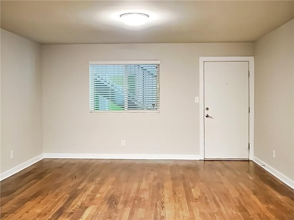 1 bedroom, 1 bathroom, 800 sq ft apartment for rent at 880 N Highland Avenue B3, Atlanta, GA 30306 for $1,625 a month — photo 2