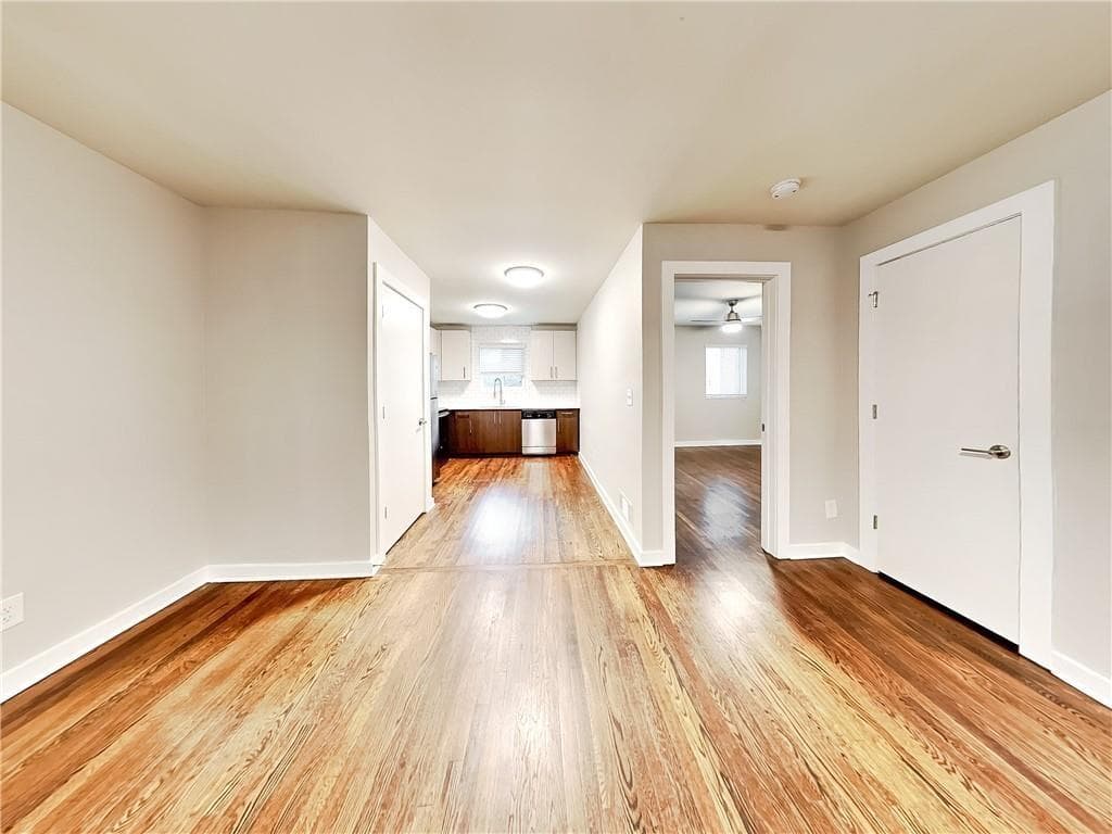 1 bedroom, 1 bathroom, 800 sq ft apartment for rent at 880 N Highland Avenue B3, Atlanta, GA 30306 for $1,625 a month — photo 3