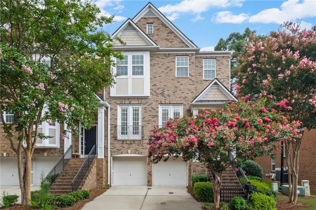 4 bedroom, 4 bathroom, 3,871 sq ft townhouse sold at 2961 Rivergreen Lane, Atlanta, GA 30339