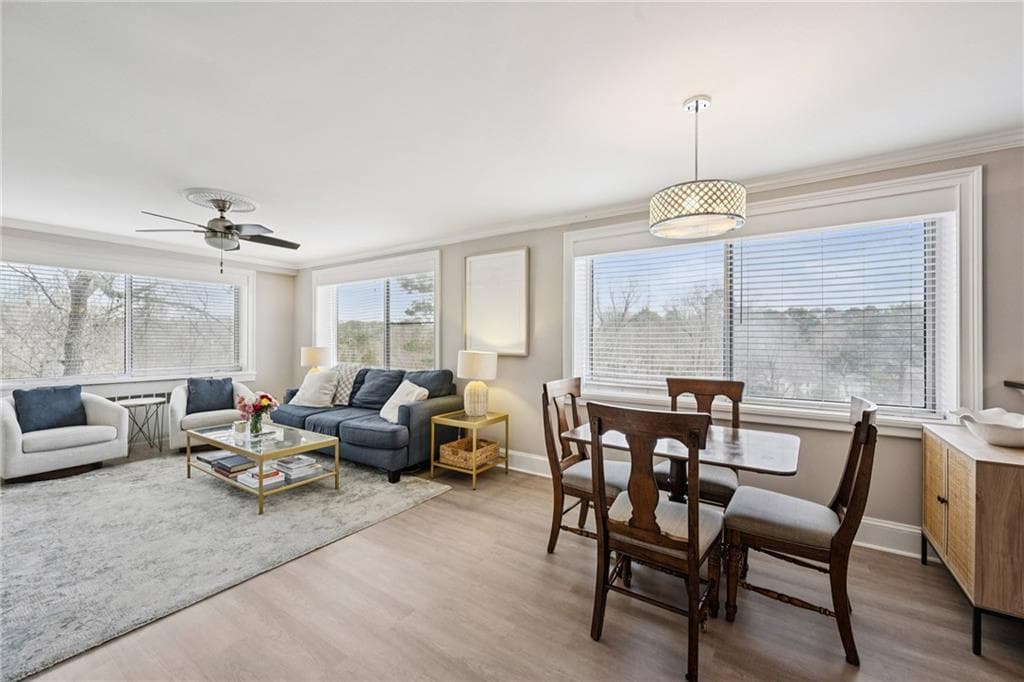 2 bedroom, 2 bathroom, 1,062 sq ft condominium for sale at 2479 Peachtree Road 515, Atlanta, GA 30305 — photo 2