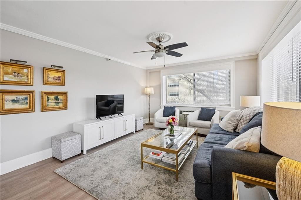2 bedroom, 2 bathroom, 1,062 sq ft condominium for sale at 2479 Peachtree Road 515, Atlanta, GA 30305 — photo 4