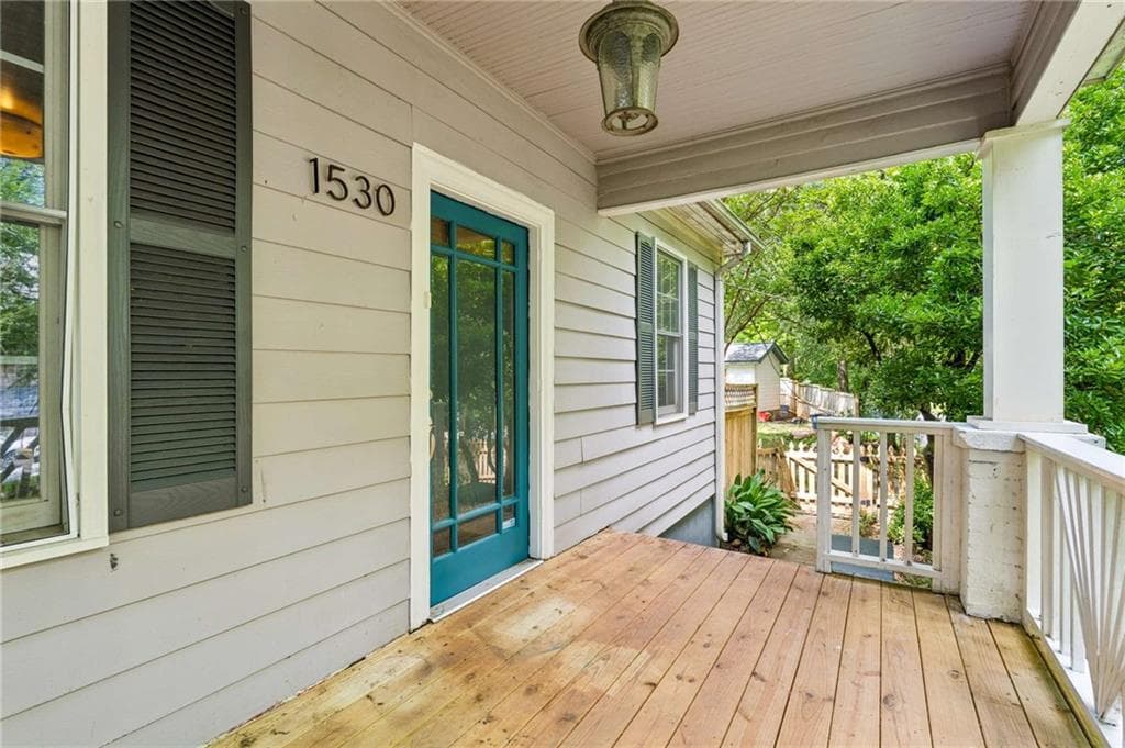 3 bedroom, 3 bathroom, 1,551 sq ft single family residence for sale at 1530 OAKVIEW Road, Decatur, GA 30030