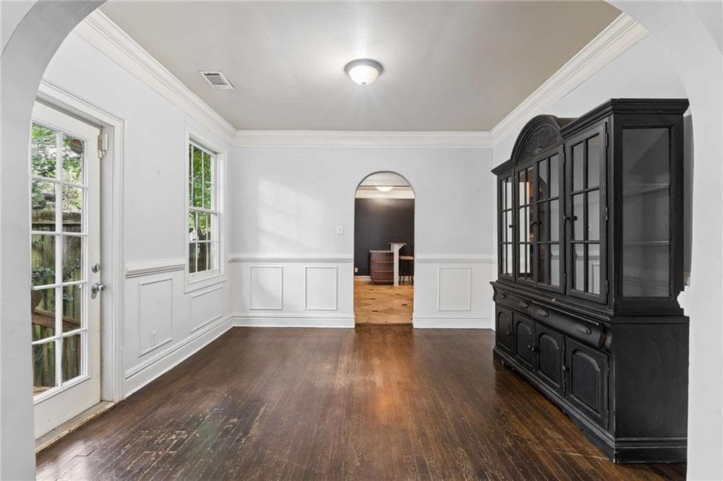 3 bedroom, 3 bathroom, 1,551 sq ft single family residence for sale at 1530 OAKVIEW Road, Decatur, GA 30030 — photo 6