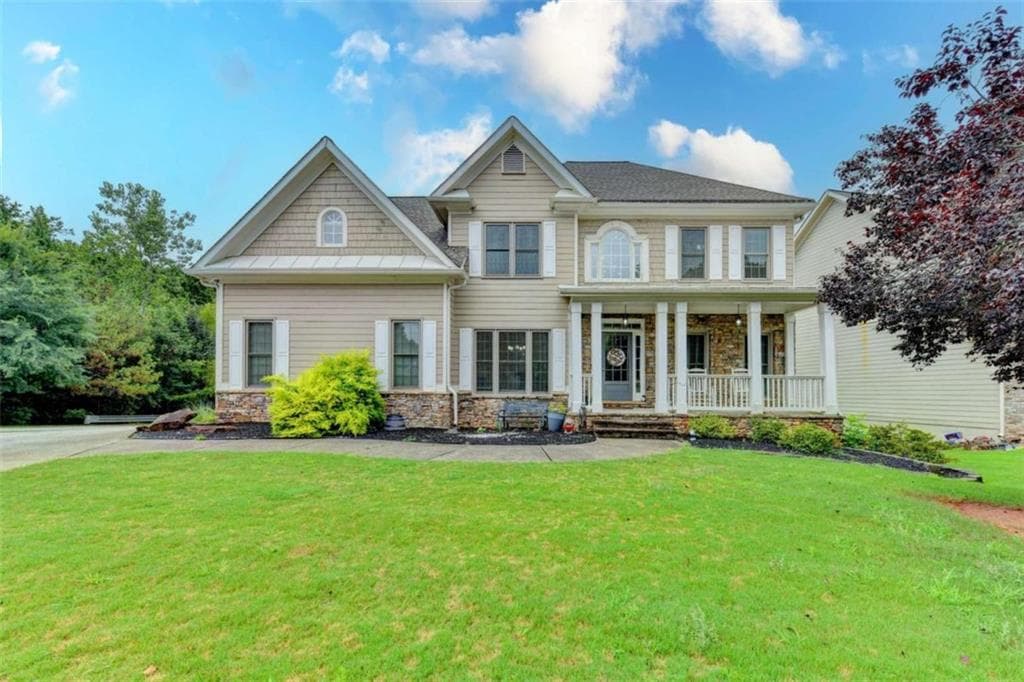 5 bedroom, 3 bathroom, 3,270 sq ft single family residence for sale at 767 Laurel West Court, Dacula, GA 30019 — photo 2