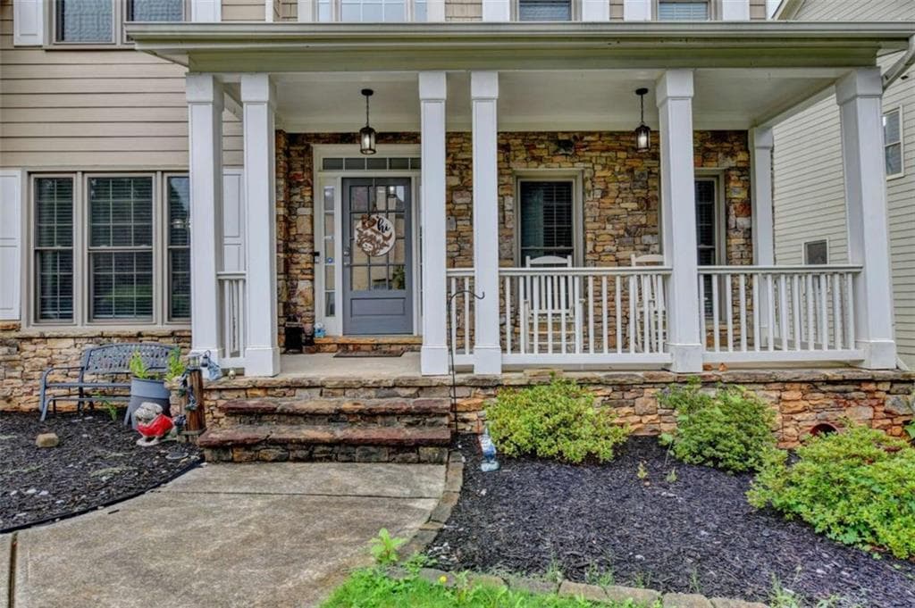 5 bedroom, 3 bathroom, 3,270 sq ft single family residence for sale at 767 Laurel West Court, Dacula, GA 30019 — photo 6