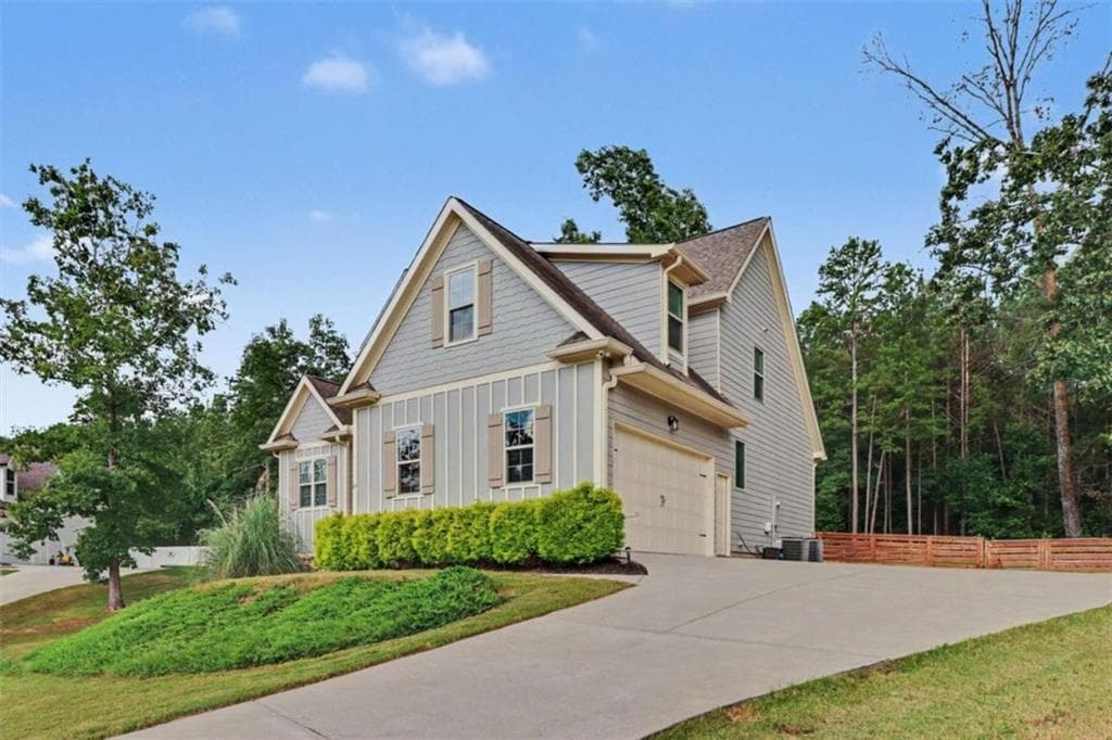 4 bedroom, 3 bathroom, 3,316 sq ft single family residence for sale at 64 Blandwood Drive, Cartersville, GA 30120 — photo 3
