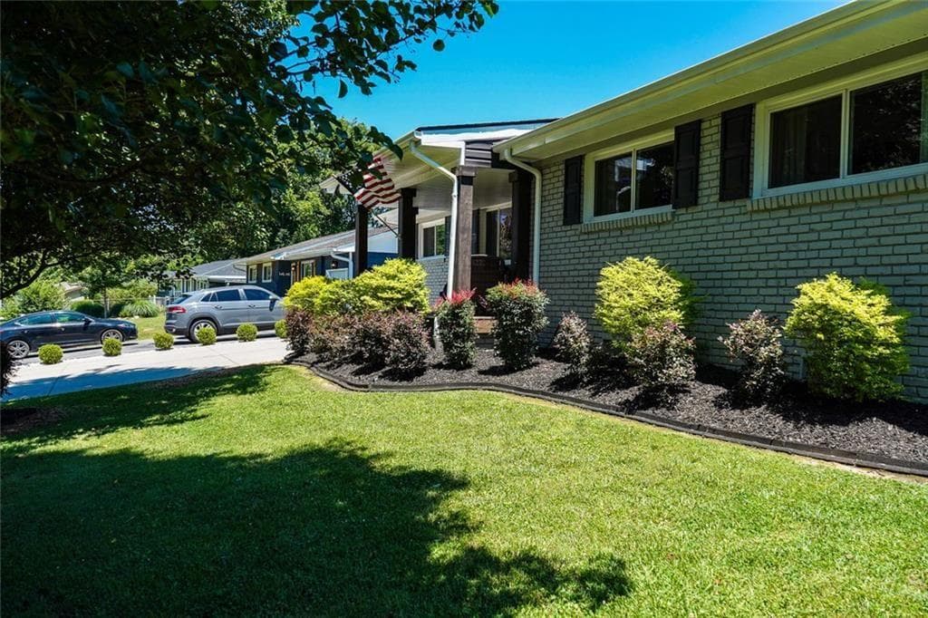 236 E Huntington Road, Rossville, GA 30741 — most recent listing photo