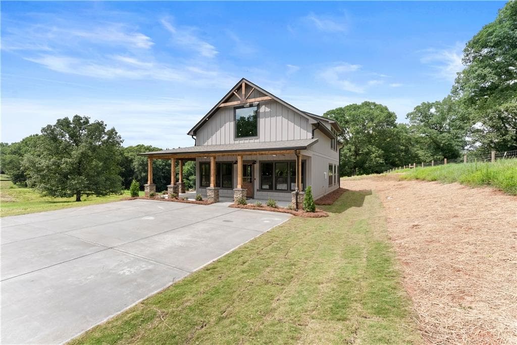 3 bedroom, 3 bathroom, 1,961 sq ft single family residence for sale at 216 Arthur Allen Road, Cleveland, GA 30528 — photo 7