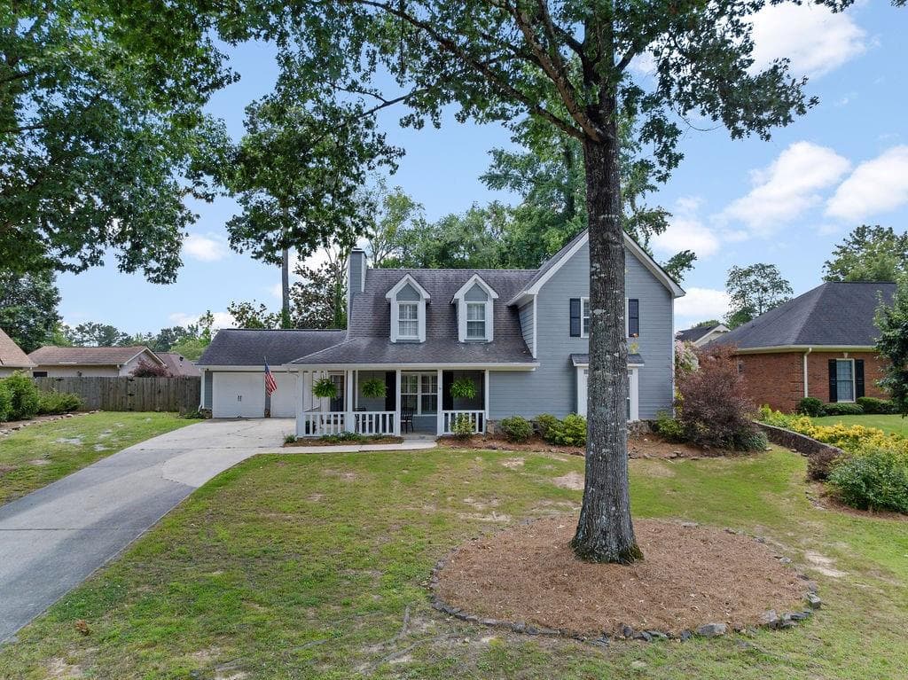 5 bedroom, 3 bathroom, 2,678 sq ft single family residence for sale at 15 Amberwood Trail, Rome, GA 30165 — photo 4