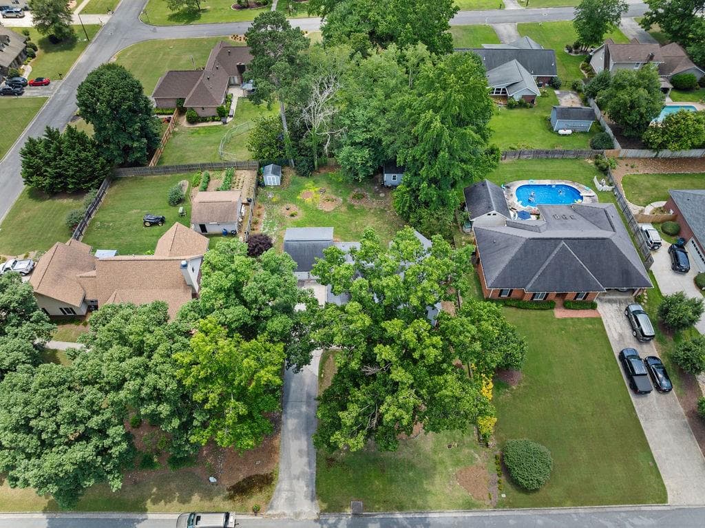 5 bedroom, 3 bathroom, 2,678 sq ft single family residence for sale at 15 Amberwood Trail, Rome, GA 30165 — photo 7