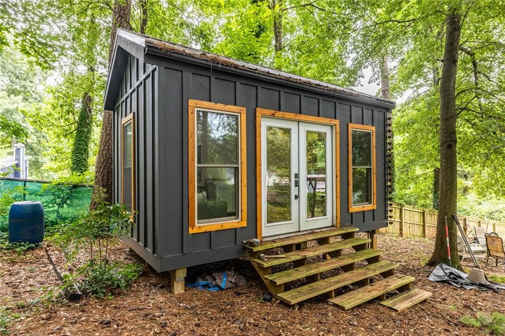 2 bedroom, 1 bathroom, 1,090 sq ft single family residence for sale at 1464 Oldfield Road, Decatur, GA 30030 — photo 4