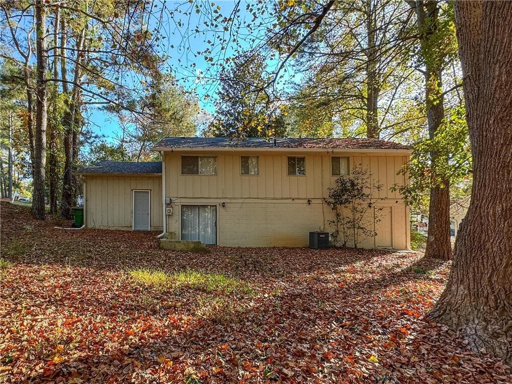 other for sale at 4715 Greenbriar Trail, Atlanta, GA 30331 — photo 2