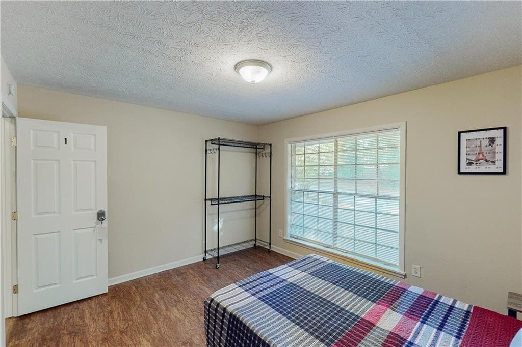 other for sale at 4715 Greenbriar Trail, Atlanta, GA 30331 — photo 7