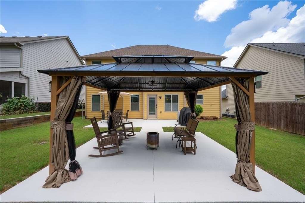 4 bedroom, 4 bathroom, 2,388 sq ft single family residence for sale at 47 Maple Hill Drive, Newnan, GA 30265 — photo 8