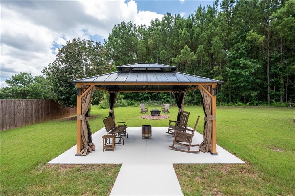 4 bedroom, 4 bathroom, 2,388 sq ft single family residence for sale at 47 Maple Hill Drive, Newnan, GA 30265 — photo 10