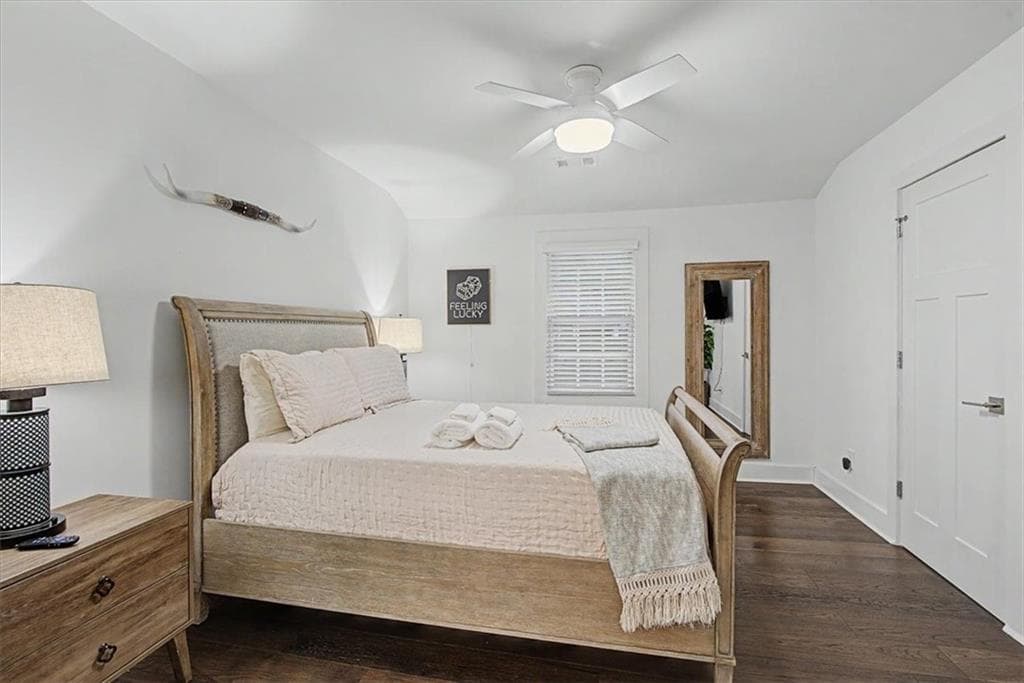3 bedroom, 2 bathroom, 1,682 sq ft single family residence for sale at 2280 Nelms Drive, Atlanta, GA 30315 — photo 5
