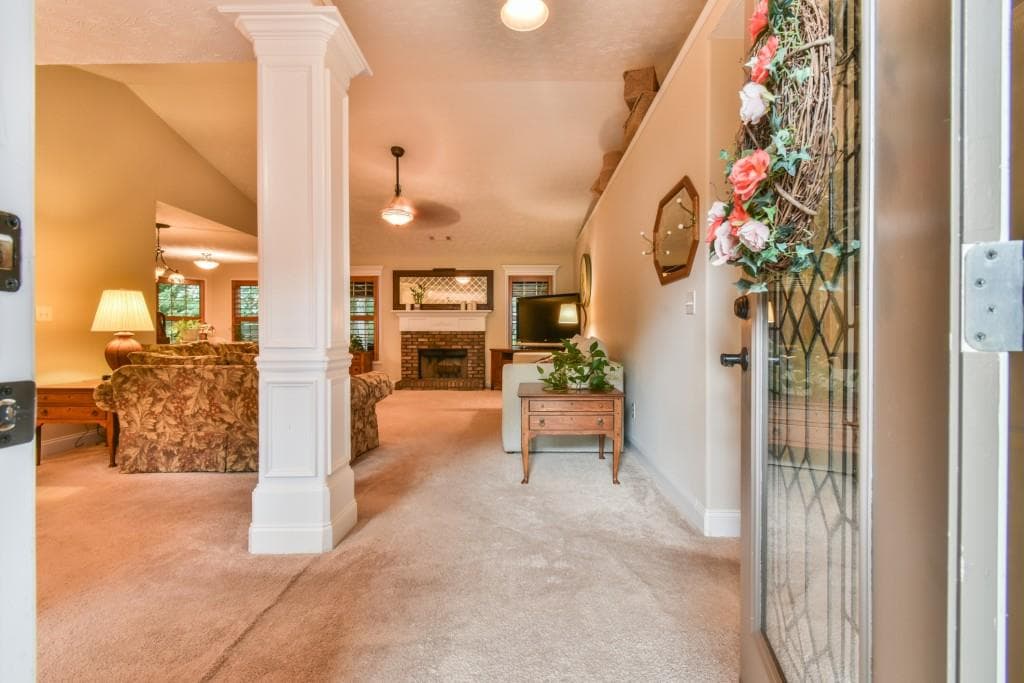 4 bedroom, 3 bathroom, 1,831 sq ft single family residence under contract at 2044 Lantern Drive, Jefferson, GA 30549 — photo 6