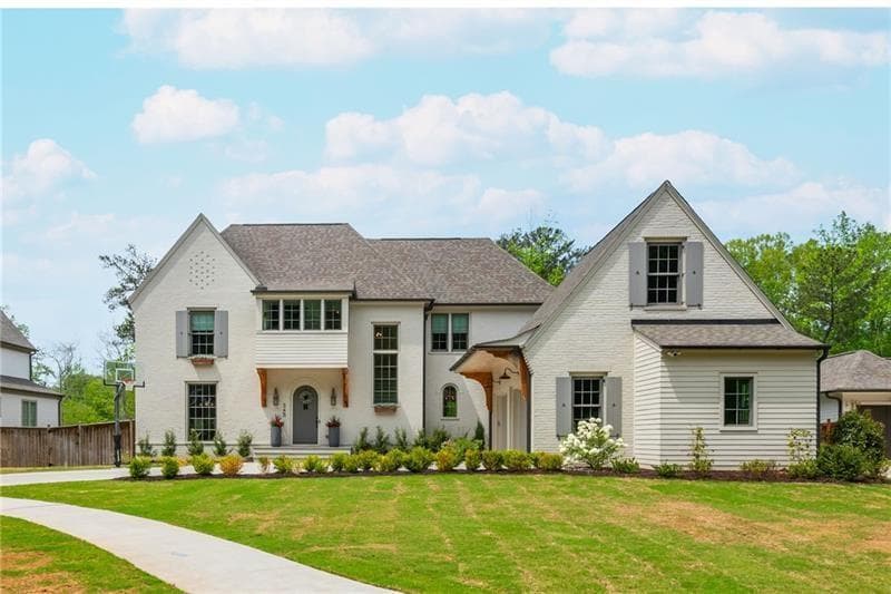 345 Roswell Farms Drive, Roswell, GA 30075 — most recent listing photo