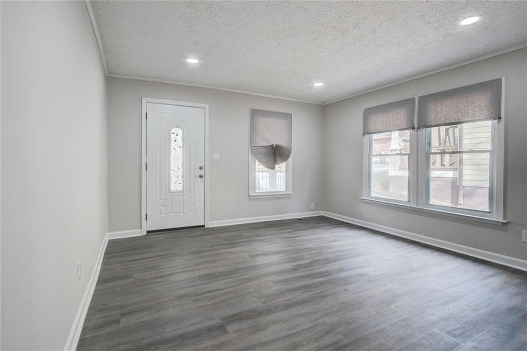 3 bedroom, 2 bathroom, 1,008 sq ft single family residence for sale at 754 North Avenue, Hapeville, GA 30354 — photo 6