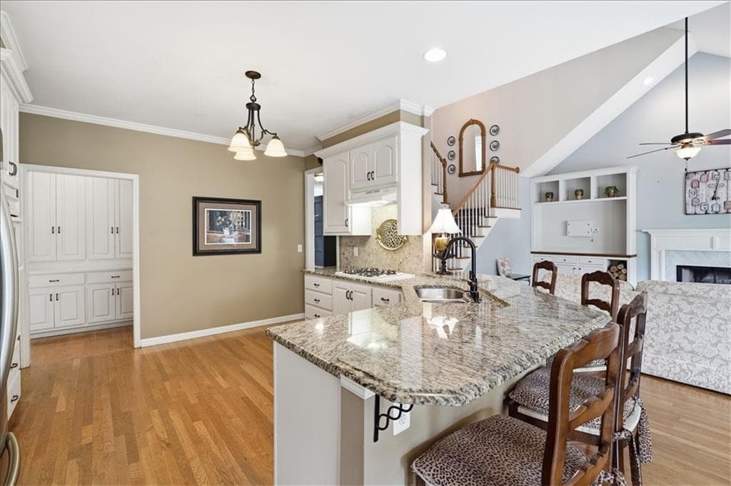 4 bedroom, 4 bathroom, 3,853 sq ft single family residence under contract at 4202 Lansmoore Crossing, Suwanee, GA 30024 — photo 10