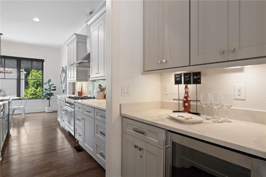 5 bedroom, 5 bathroom, 5,460 sq ft single family residence for sale at 427 Nesbit Street, Norcross, GA 30071 — photo 10