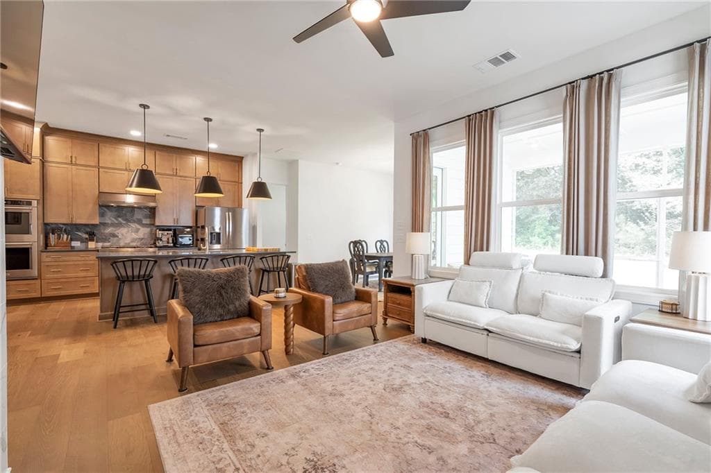 3 bedroom, 3 bathroom, 2,318 sq ft single family residence for sale at 146 Mooney Road, Woodstock, GA 30188 — photo 8