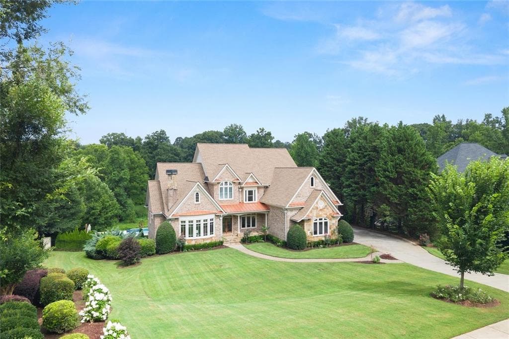6 bedroom, 8 bathroom, 7,729 sq ft single family residence for sale at 15884 Meadow King Court, Milton, GA 30004 — photo 5