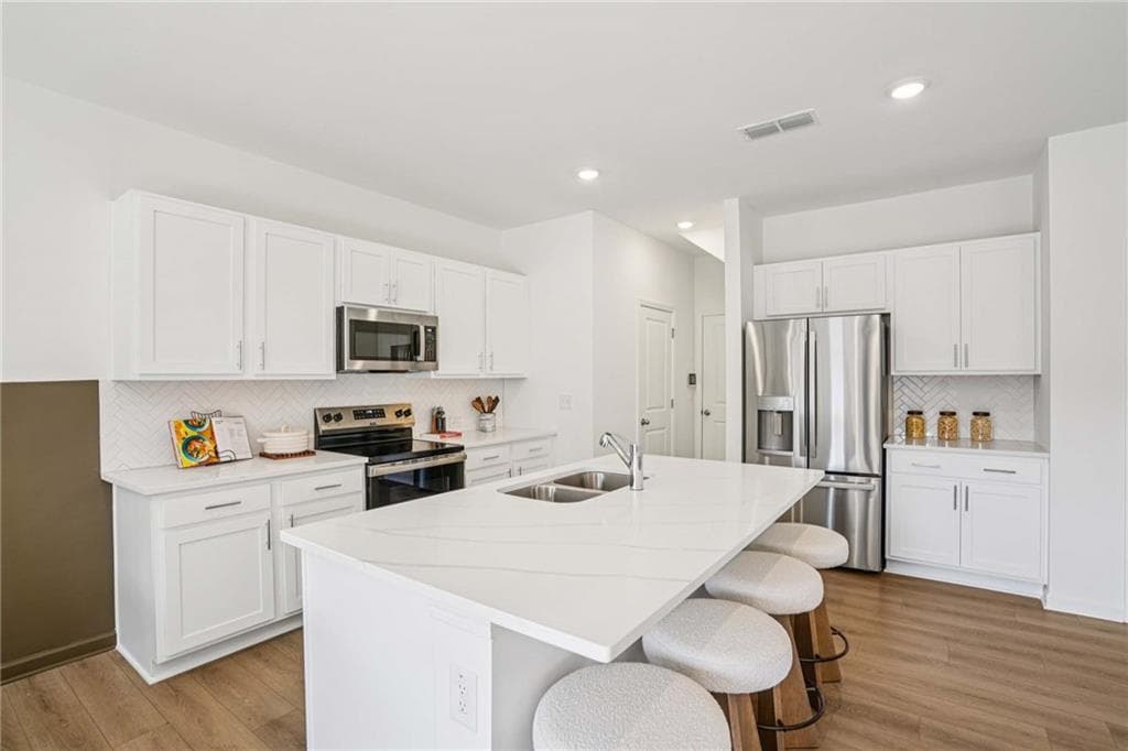 3 bedroom, 3 bathroom, 1,801 sq ft townhouse for sale at 6780 Armonia Drive, Mableton, GA 30126 — photo 6