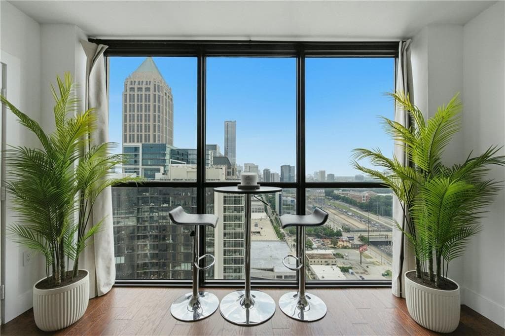 1280 W Peachtree Street 3607