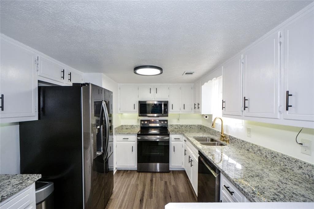 3 bedroom, 3 bathroom single family residence for sale at 5059 Martins Crossing Road, Stone Mountain, GA 30088 — photo 9