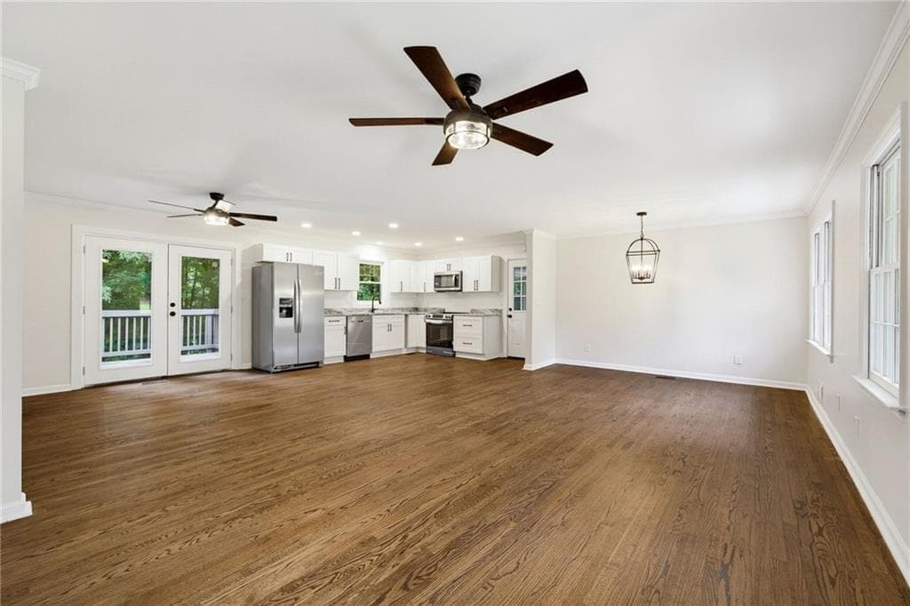 4 bedroom, 3 bathroom, 1,448 sq ft single family residence for sale at 1502 Kings Road, Marietta, GA 30062 — photo 5