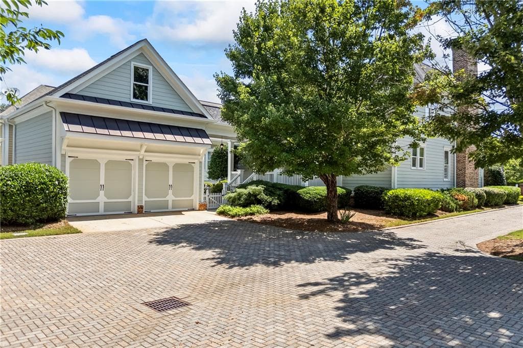 3 bedroom, 3 bathroom, 2,704 sq ft single family residence for sale at 859 Commons Park, Statham, GA 30666 — photo 5