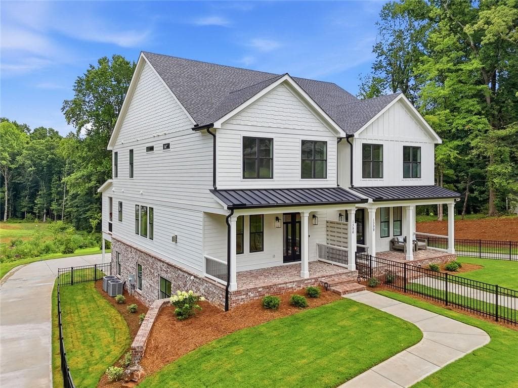 4 bedroom, 5 bathroom, 2,995 sq ft townhouse for rent at 1396 Old Magnolia Way, Canton, GA 30115 for $3,850 a month — photo 3