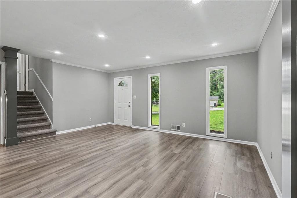4 bedroom, 3 bathroom, 1,620 sq ft single family residence for sale at 3124 Stanford Circle, Lawrenceville, GA 30044 — photo 7