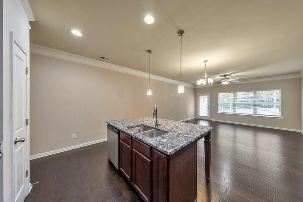 3 bedroom, 4 bathroom, 2,033 sq ft townhouse for sale at 4514 Grenadine Circle, Acworth, GA 30101 — photo 9